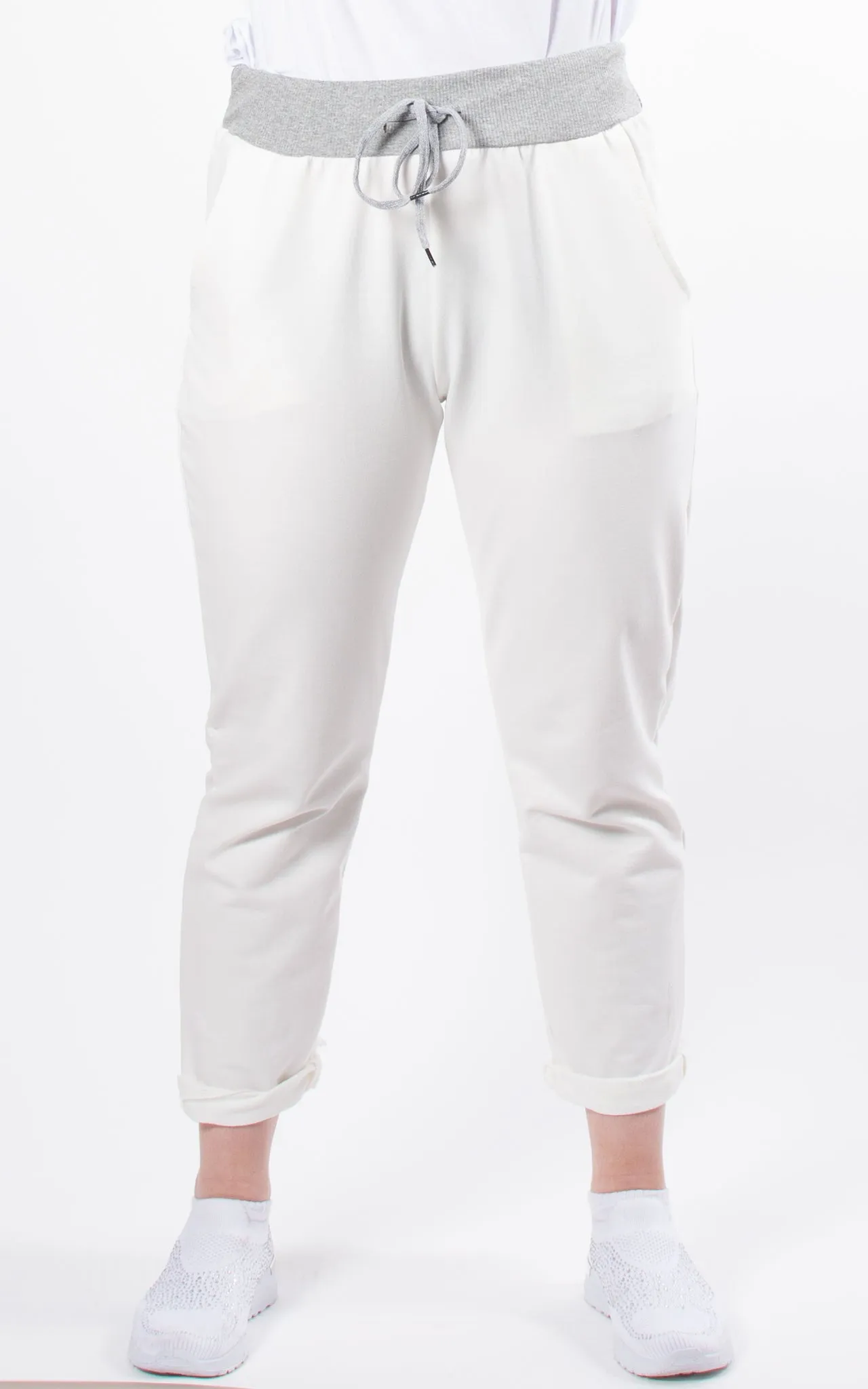 Basic Jogger | Winter White