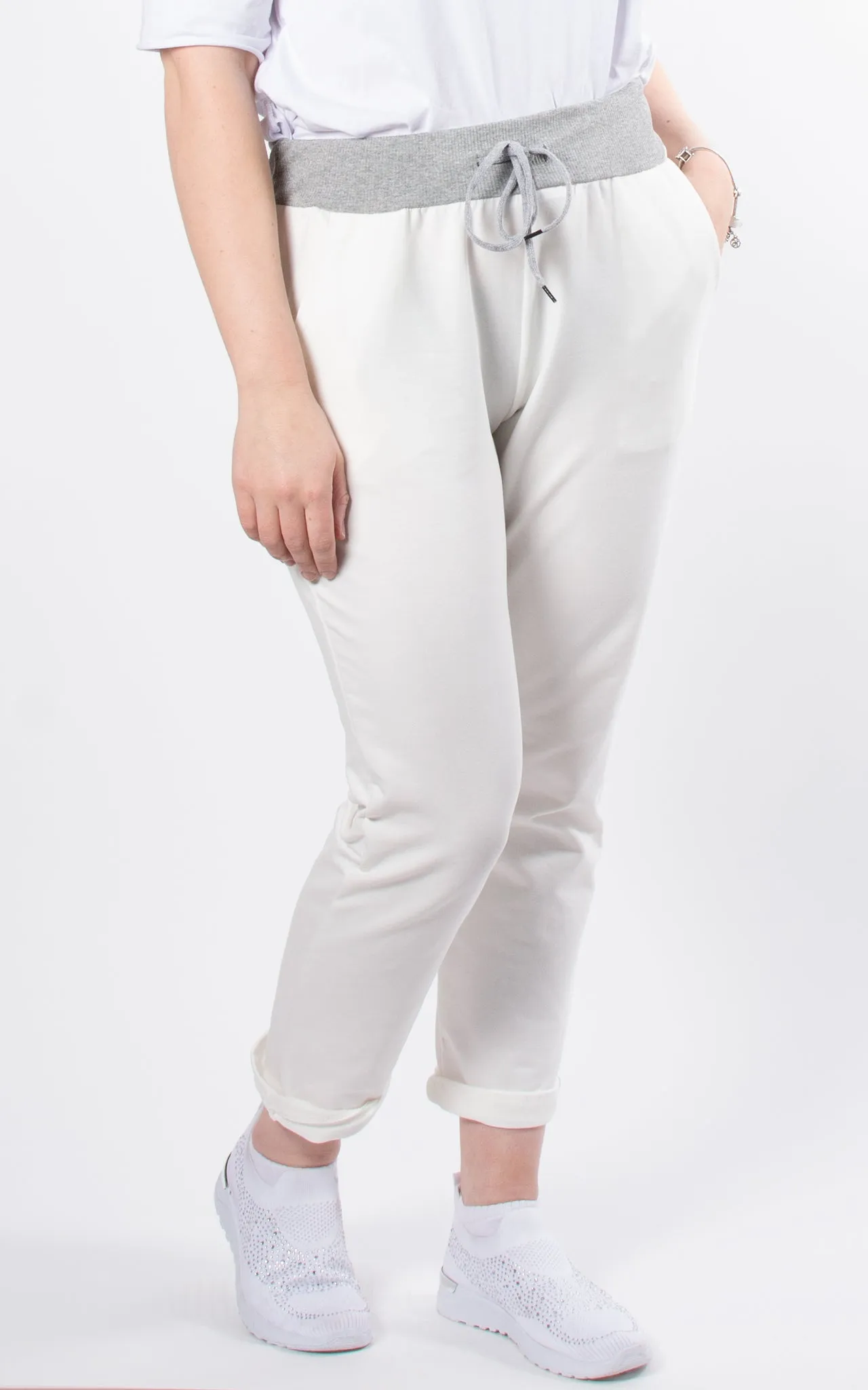 Basic Jogger | Winter White