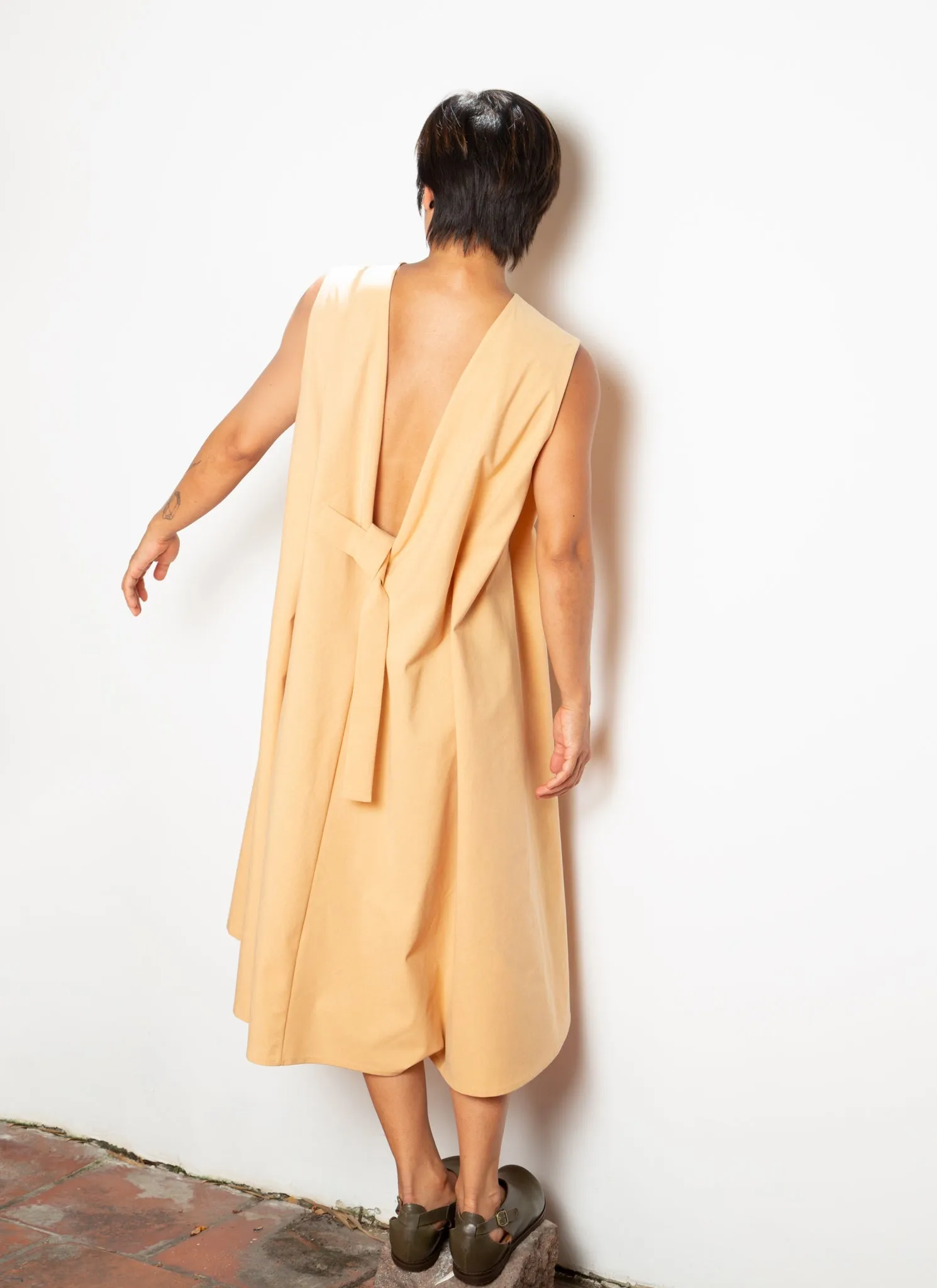 Bee Tie Dress in Light Brown