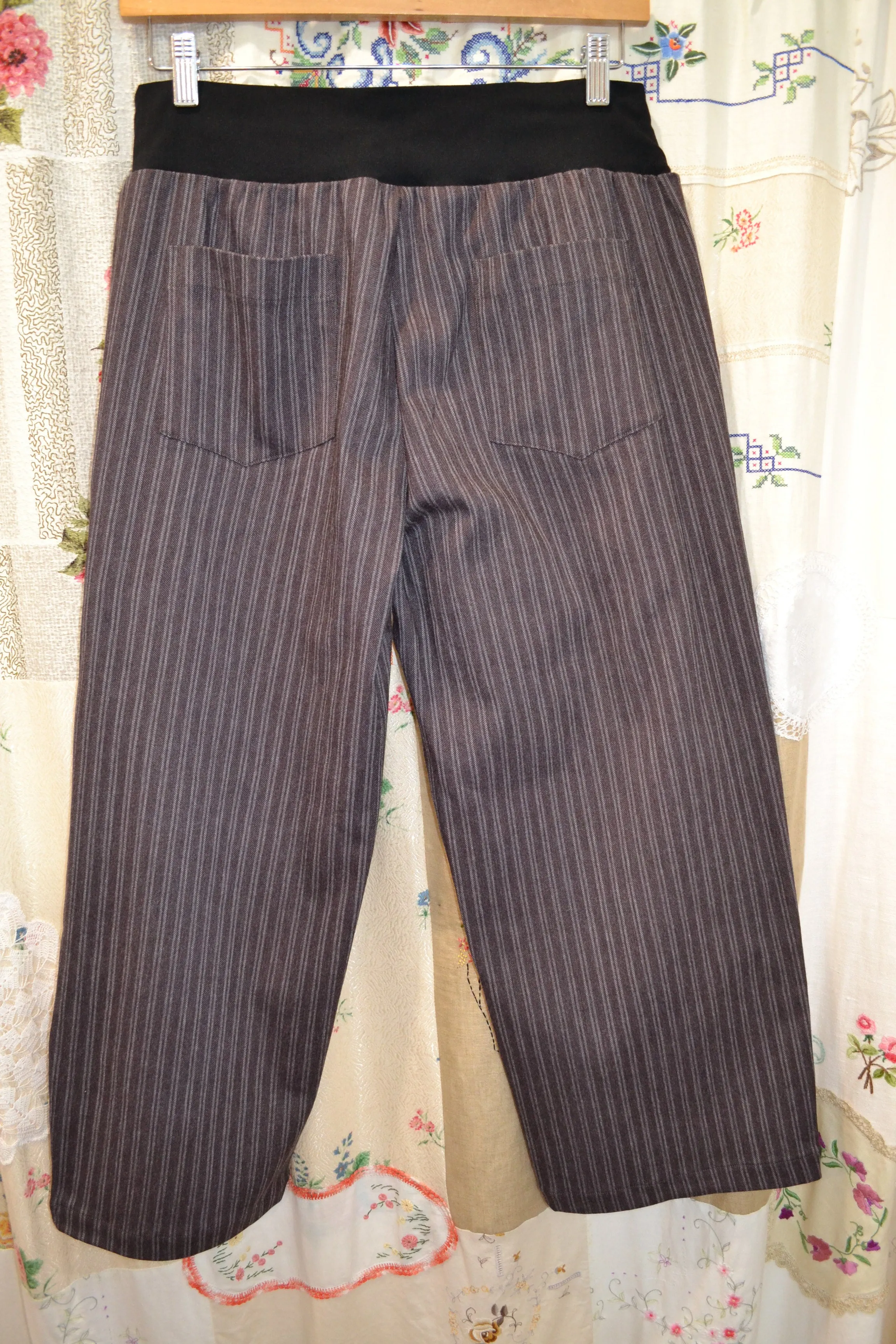 Berserk Plum herringbone stretch pants