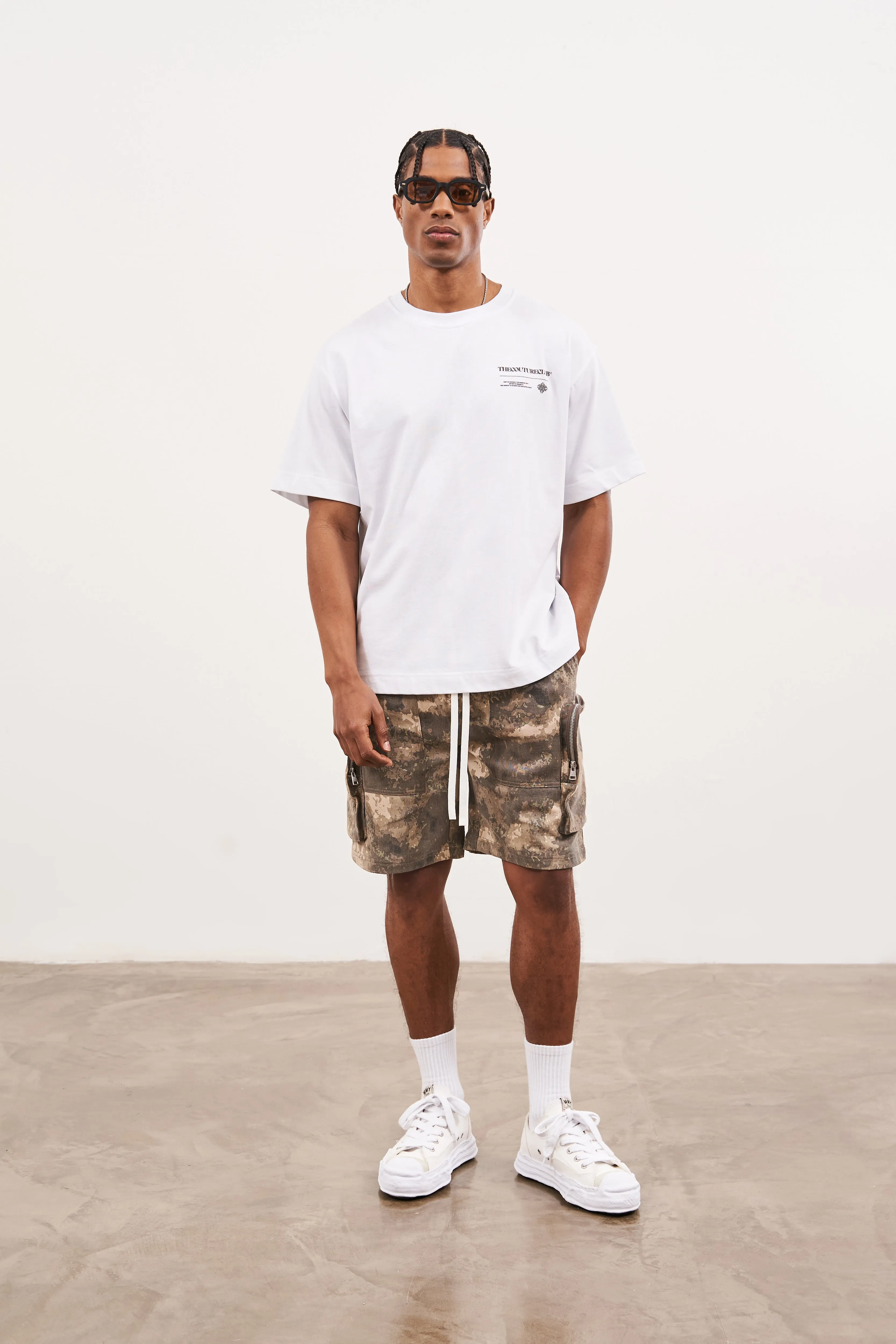 CAMO CARGO SHORTS - KHAKI