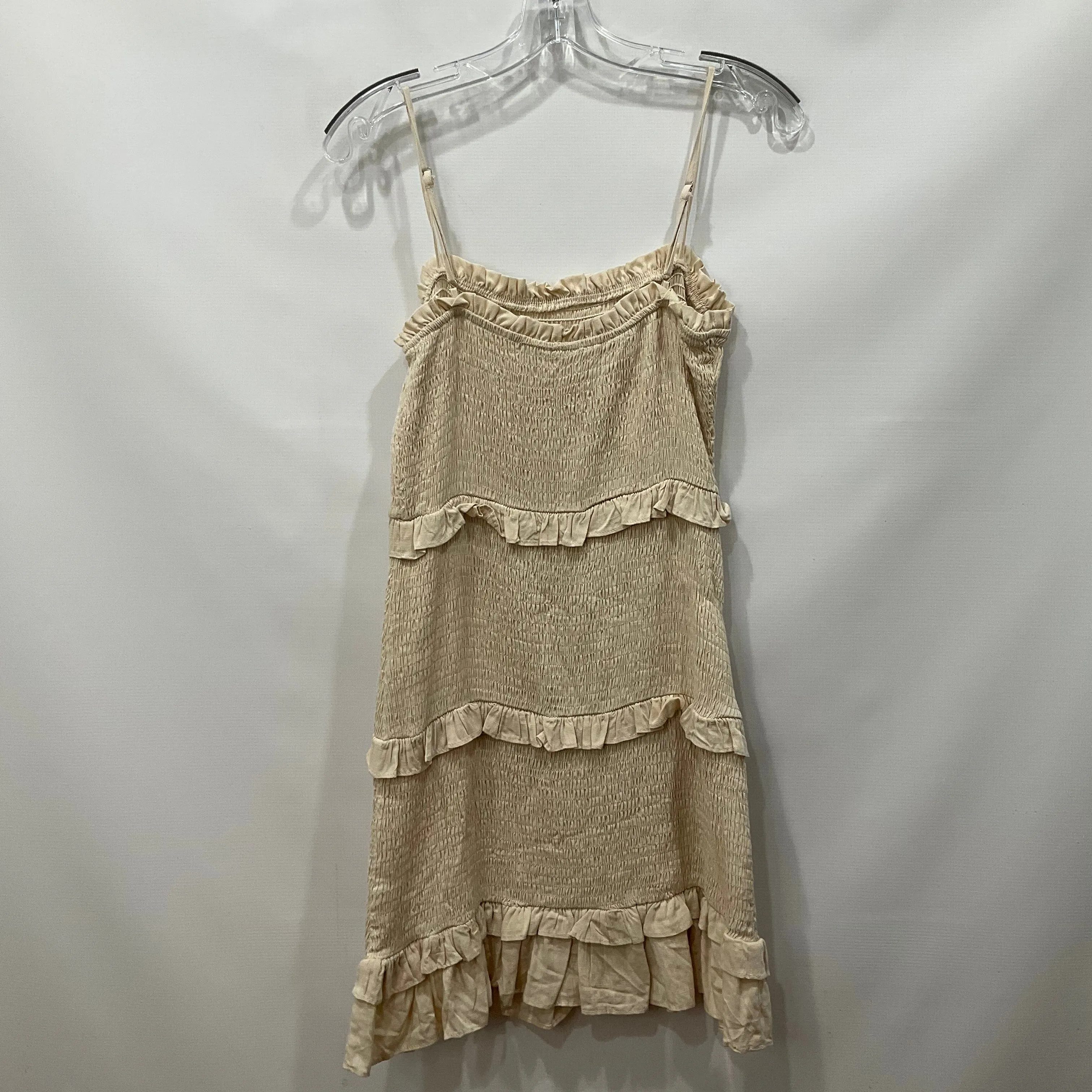 Cream Dress Casual Short Le Lis, Size M