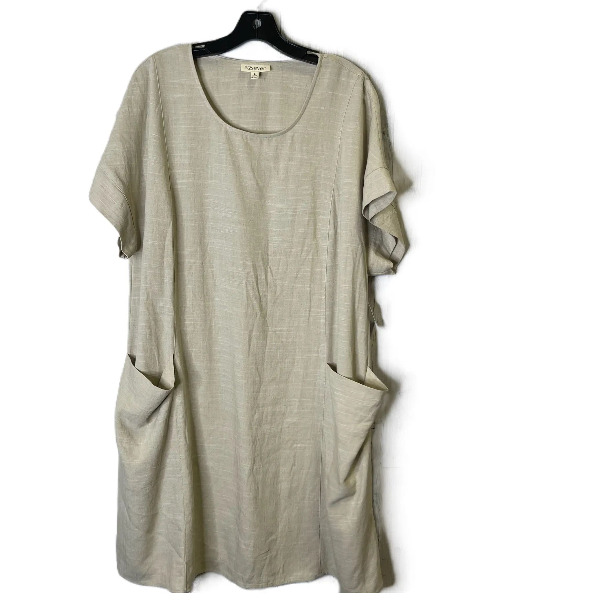 Dress Casual Short By 52Seven In Cream, Size: L