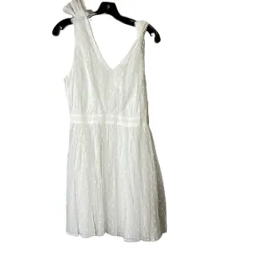 Dress Casual Short By Staccato In White, Size: M