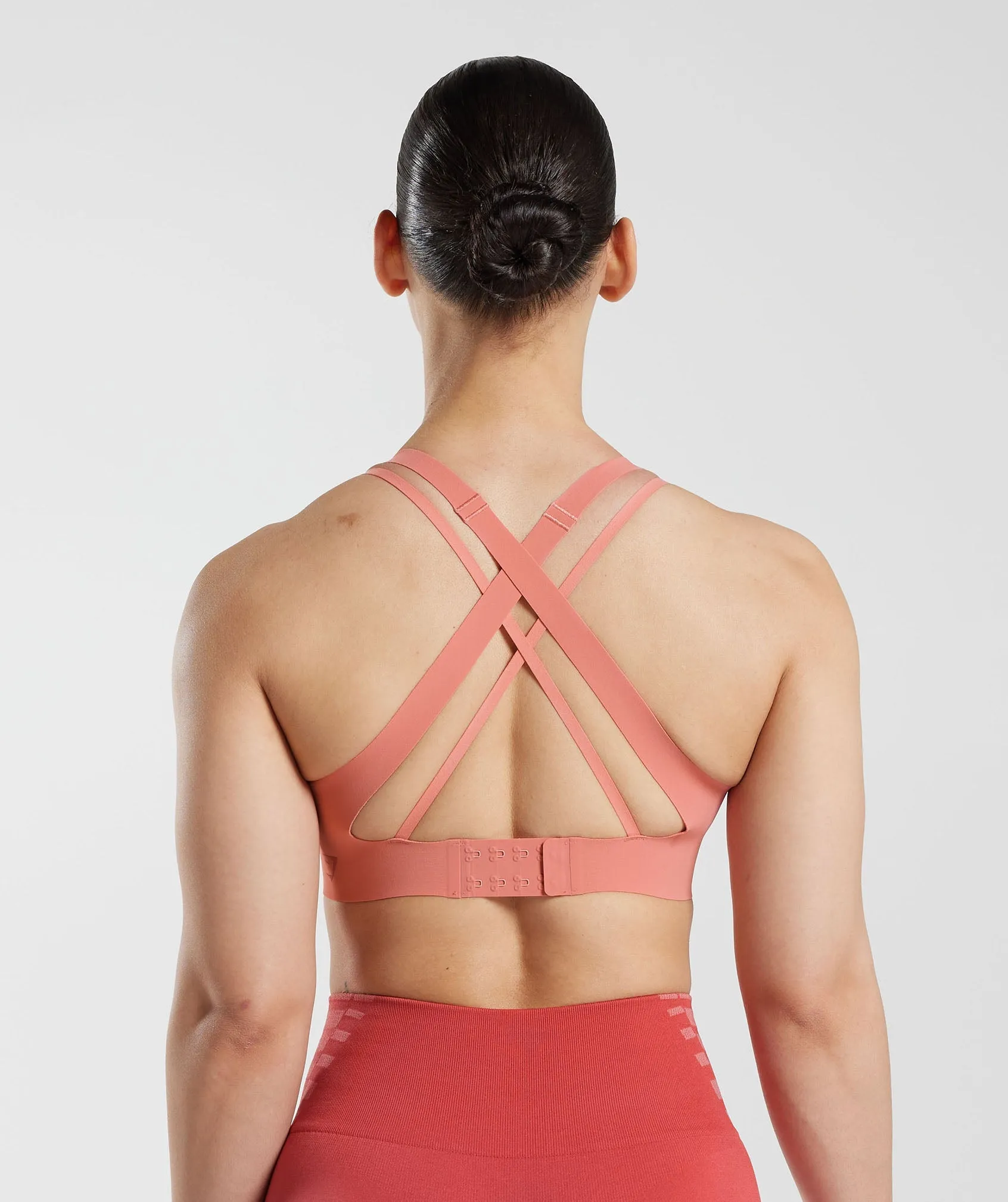 Gymshark Apex Limit Sports Bra - Terracotta Pink