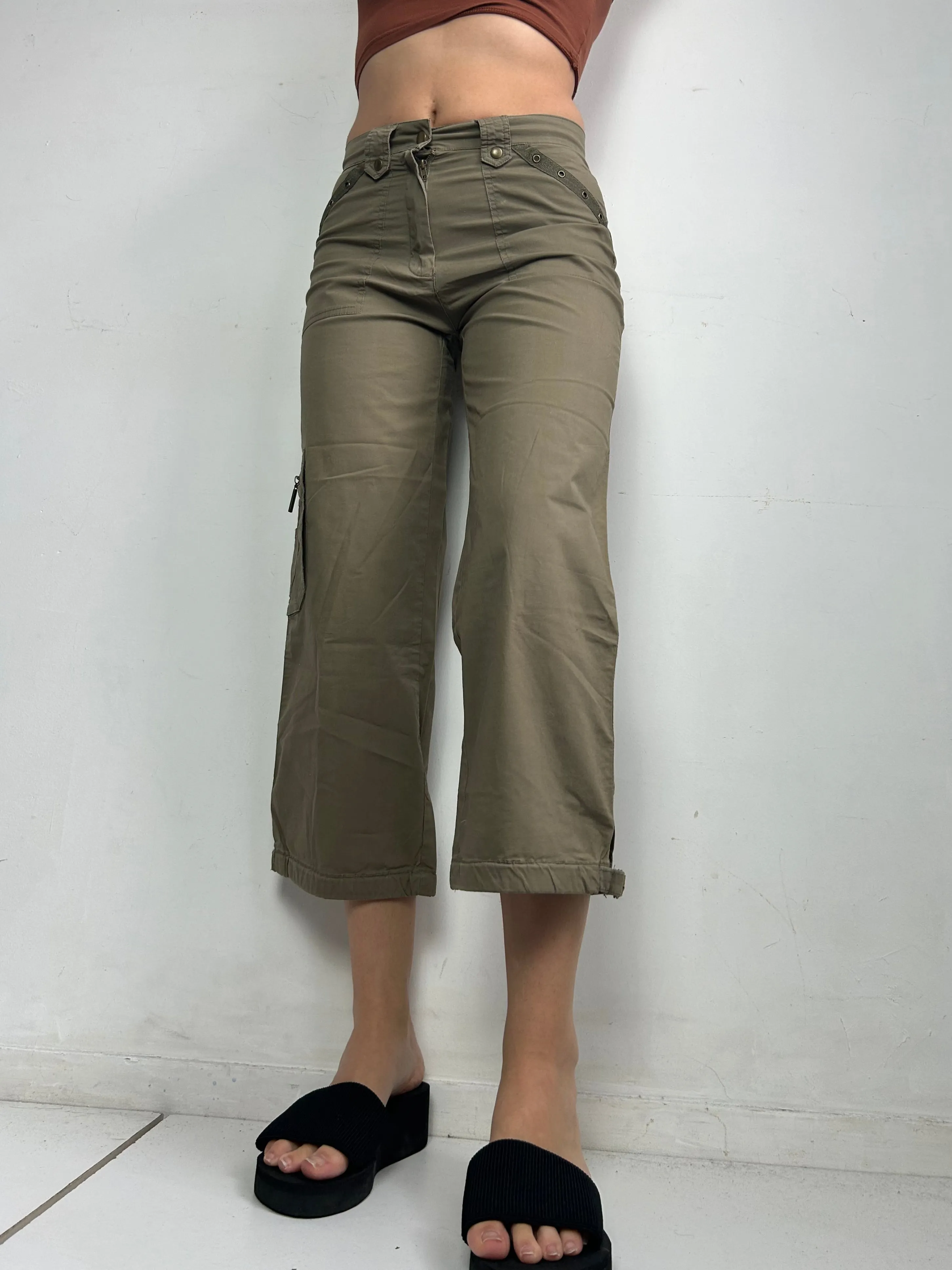 Khaki cargo cotton low waist baggy capris pants (S)