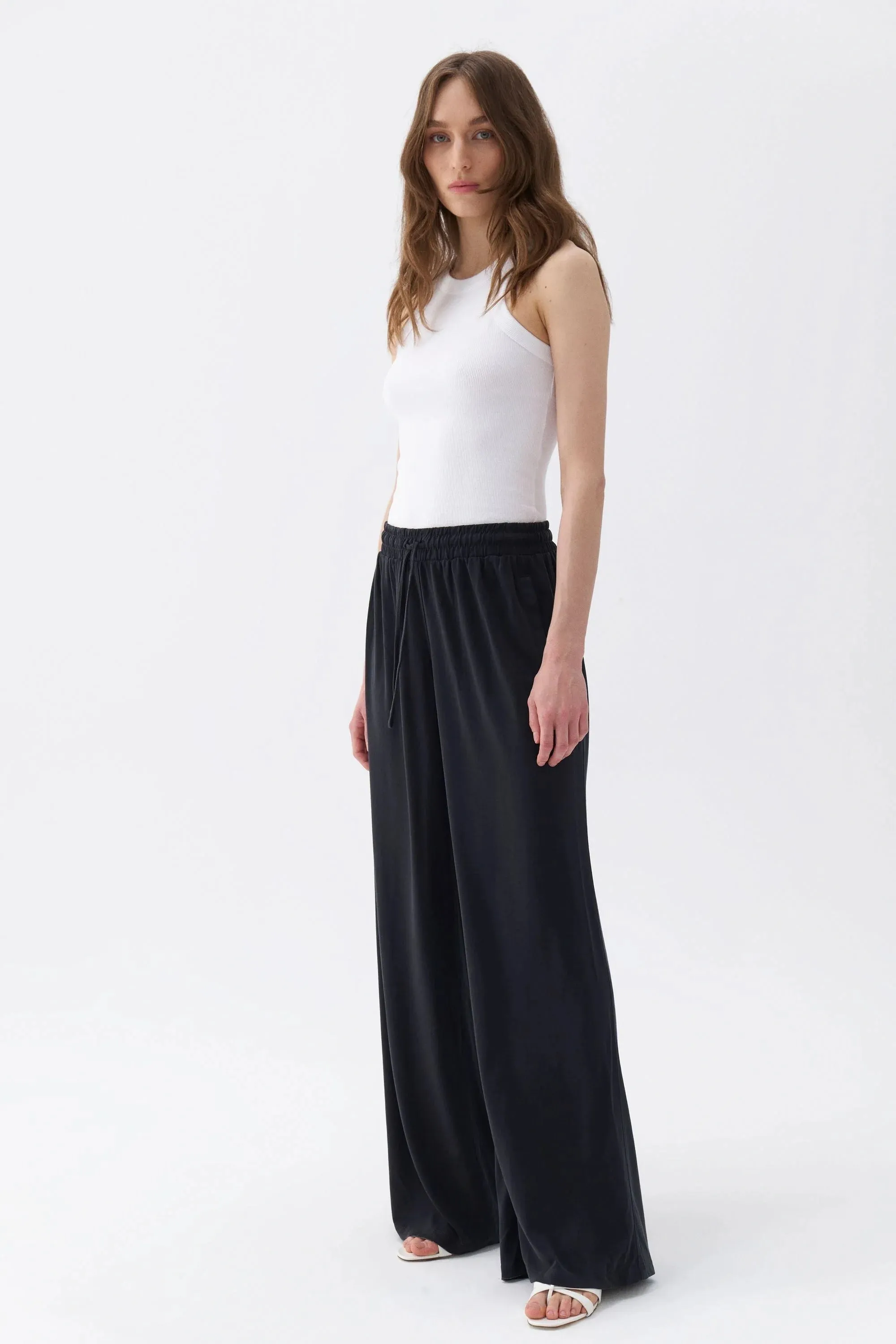 Loose Fit Wide Leg Pants