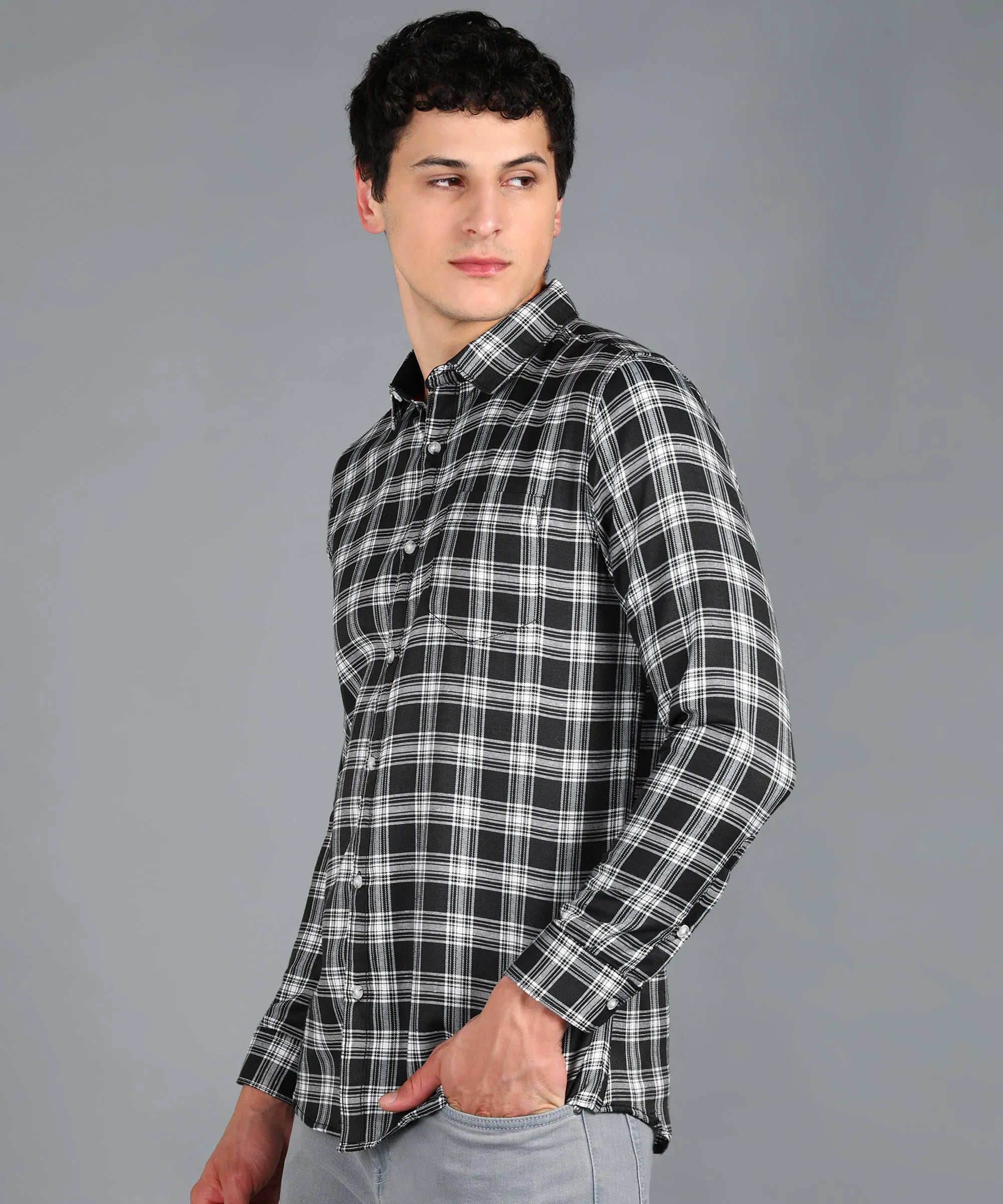 Men's Black Cotton Full Sleeve Slim Fit Casual Checkered Shirt