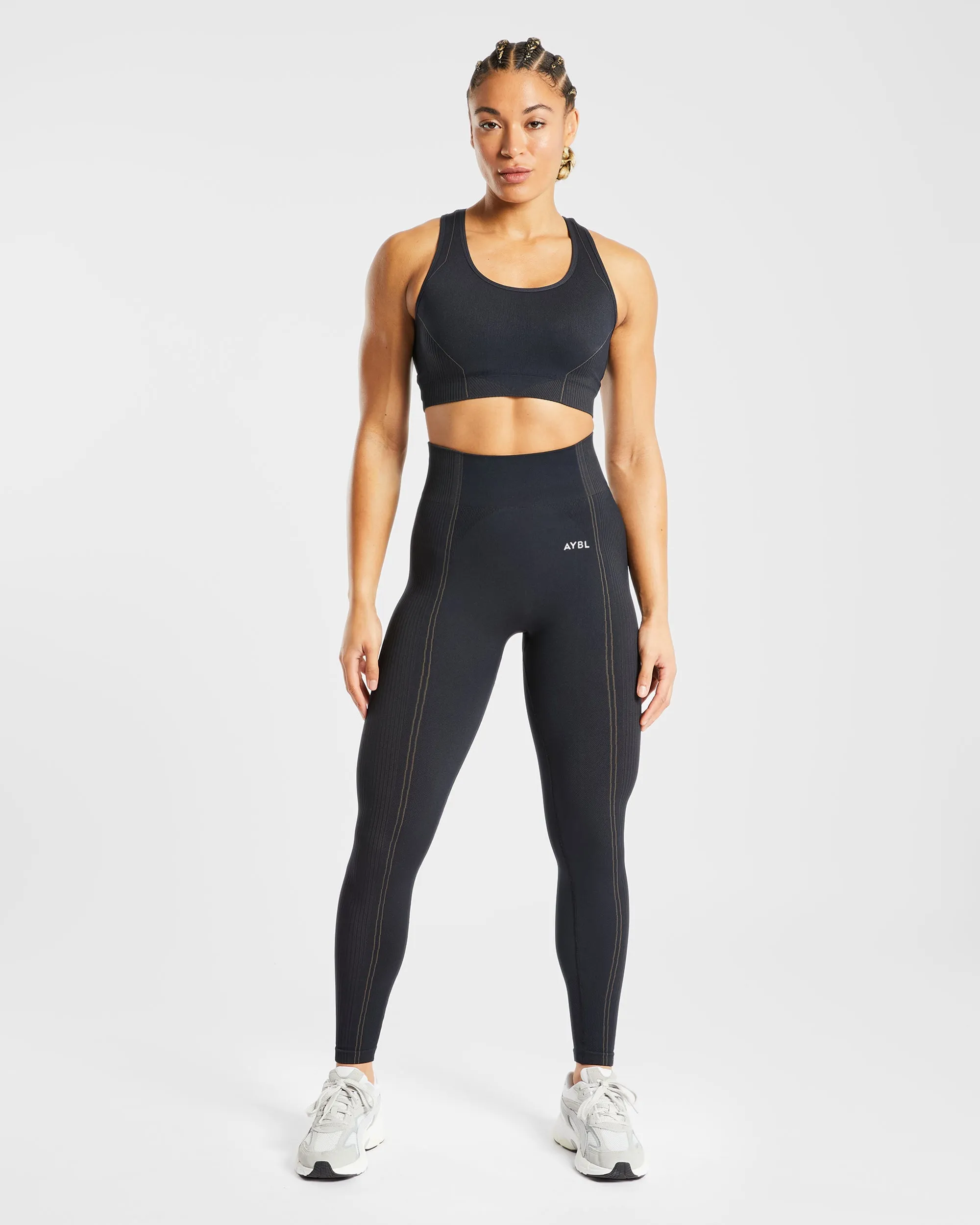 Reflex Seamless Sports Bra - Black