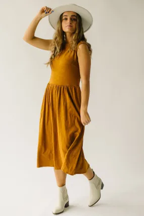 The Genoa Basic Midi Dress in Brown